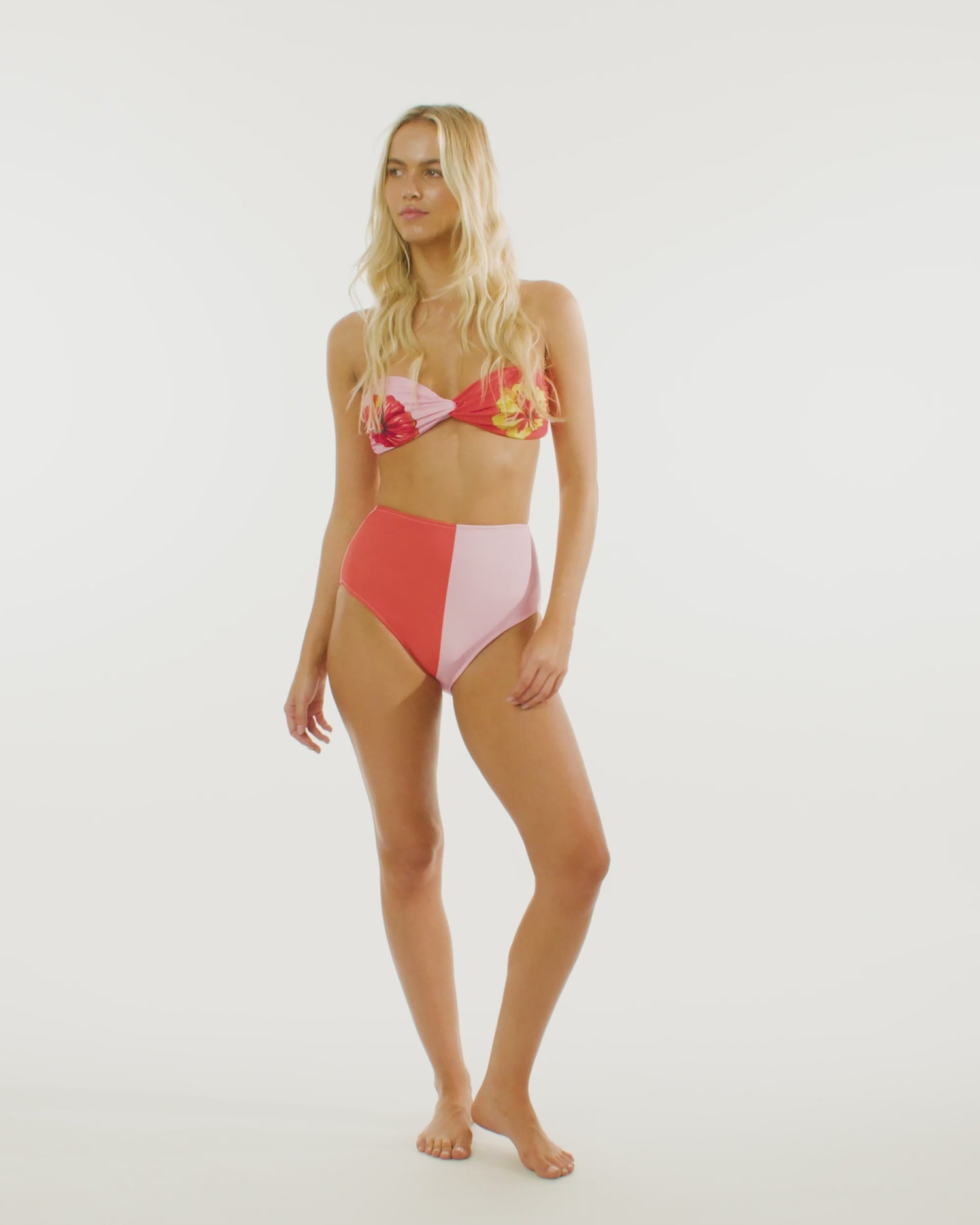 It's Now Cool - The Twist Bandeau - Sunshine State on model video