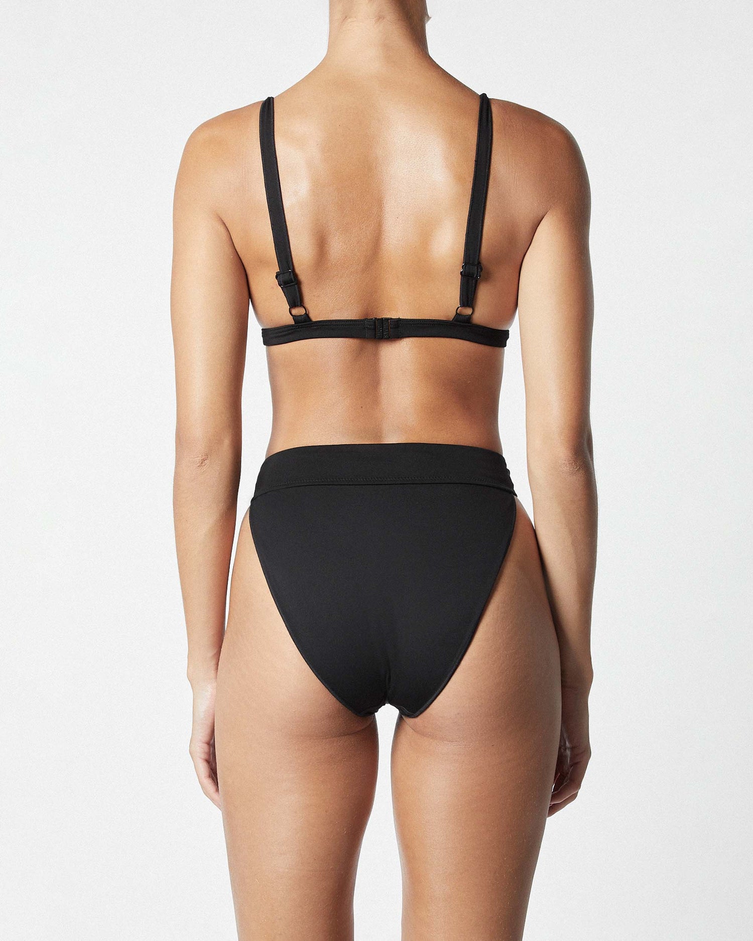 It's Now Cool Swimwear - Contour Bikini Top - Black