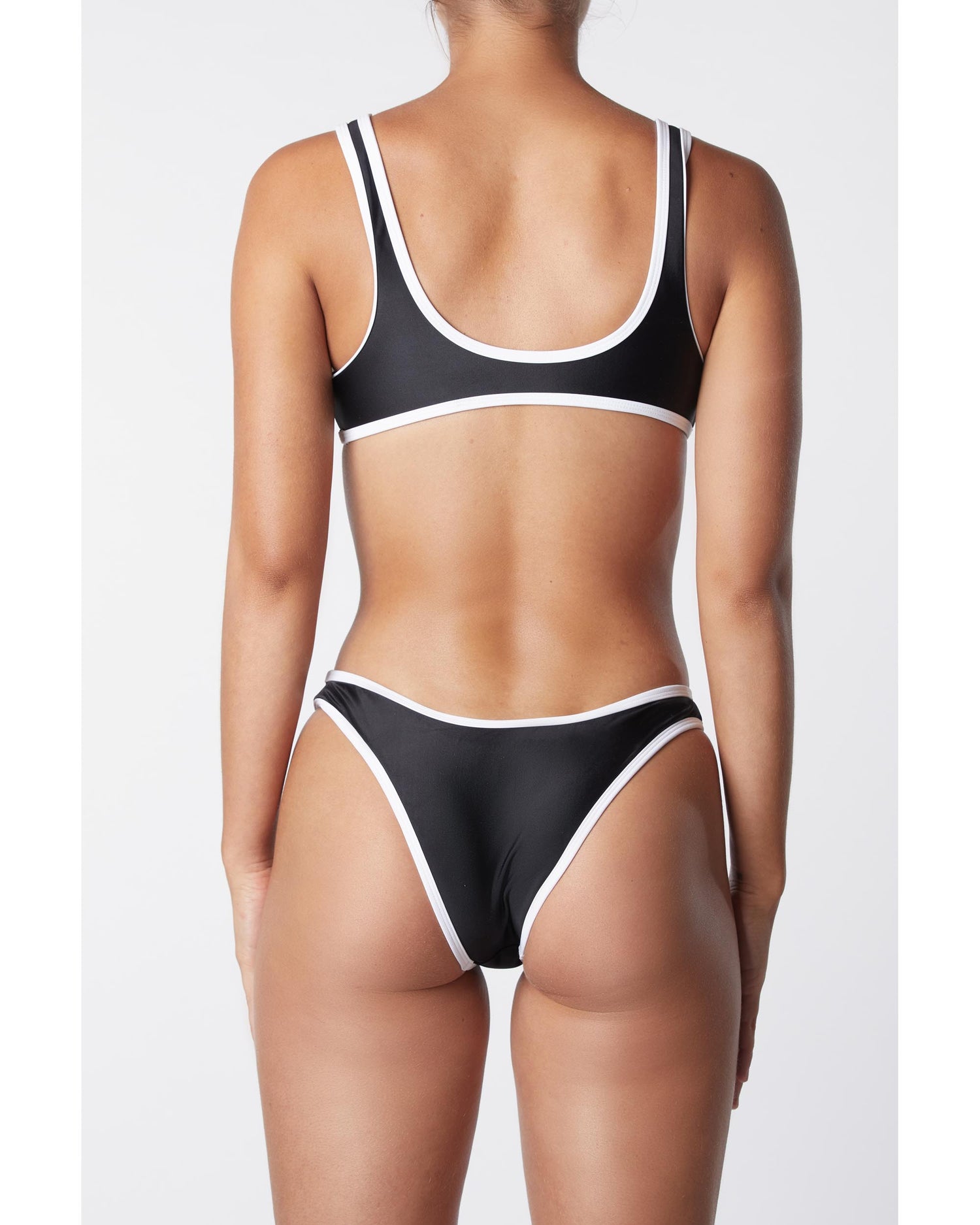 It's Now Cool Maillot de bain - 90s Duo Crop - Noir et blanc contrasté