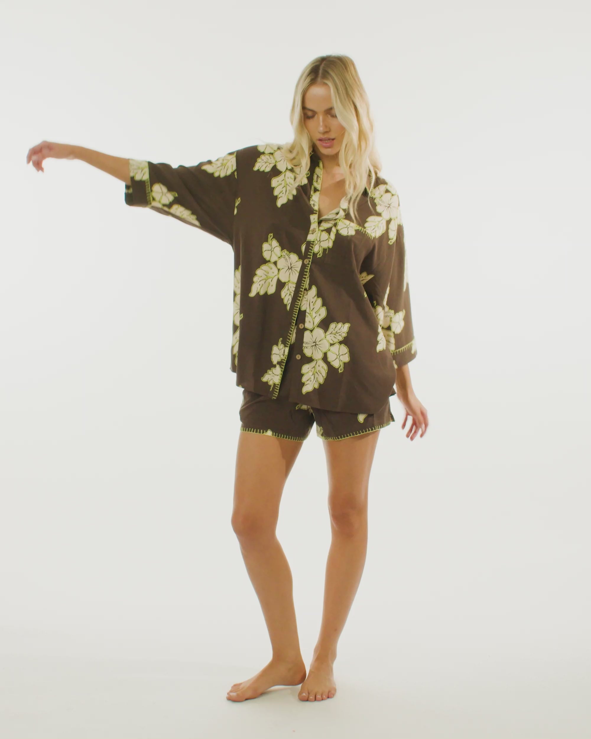 Its now cool TISSUS VACAY SHIRT  - HIBISCUS en Hibiscus